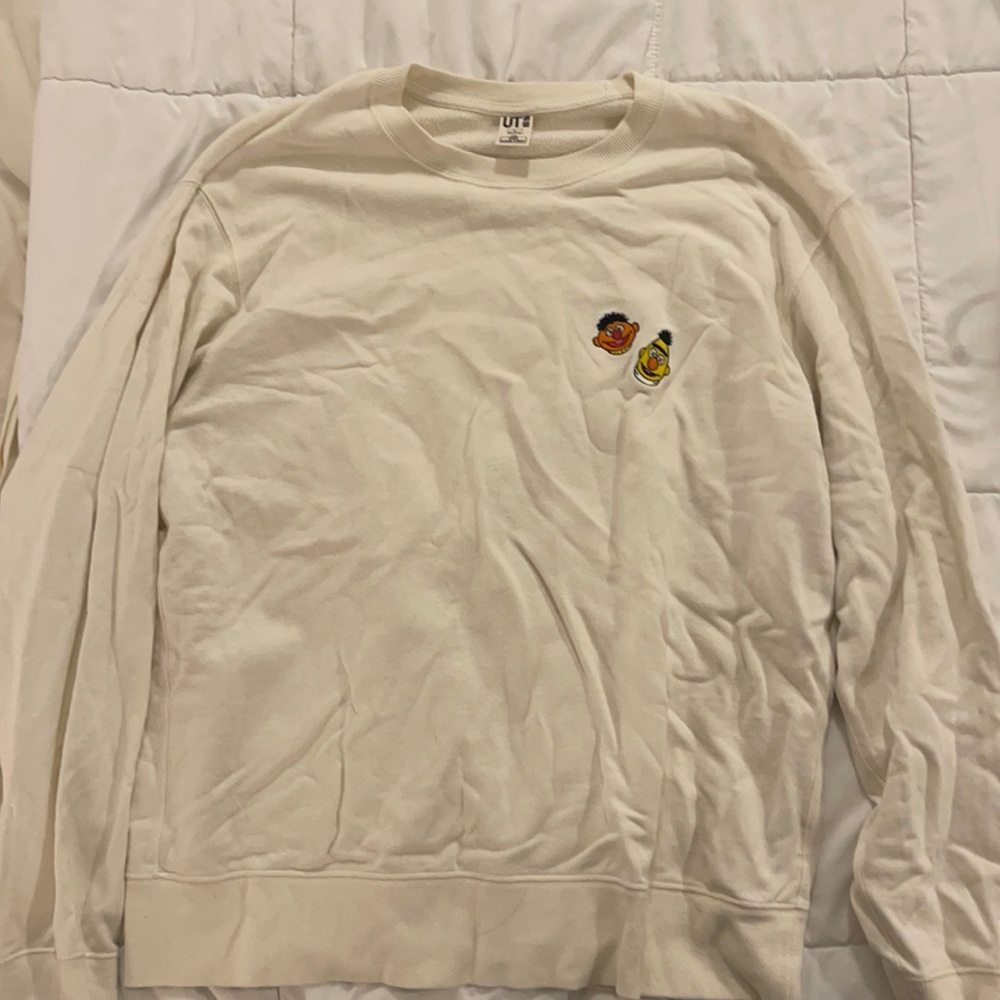 Kaws x Sesame Street x Uniqlo sweatshirt